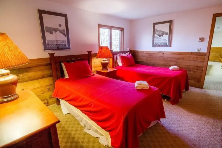 Hideout Chalet