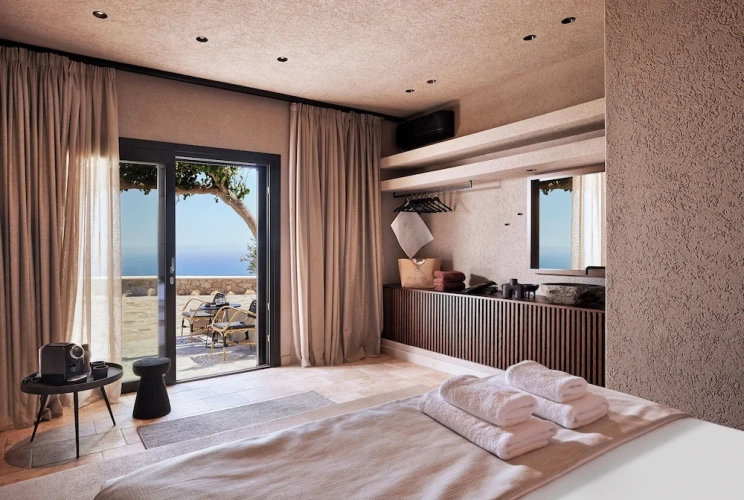 Deluxe Double room with balcony and with sea view
