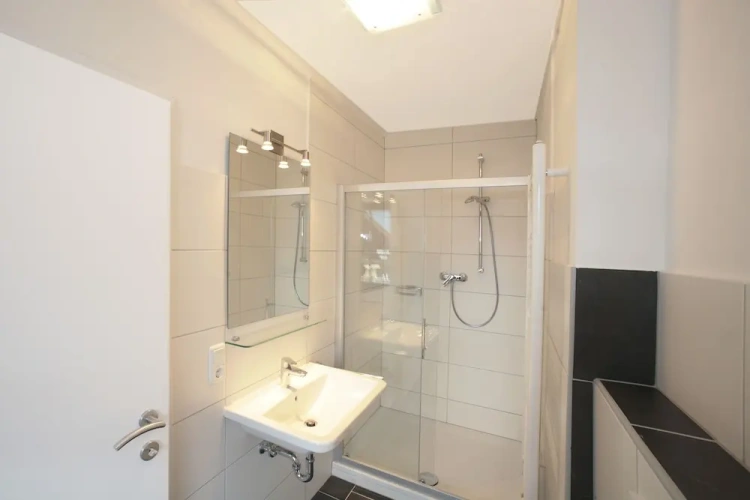 Economy Double room with balcony and with lake view