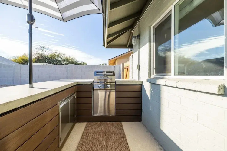 Tempe Vaughn 3 Bedroom Home by RedAwning