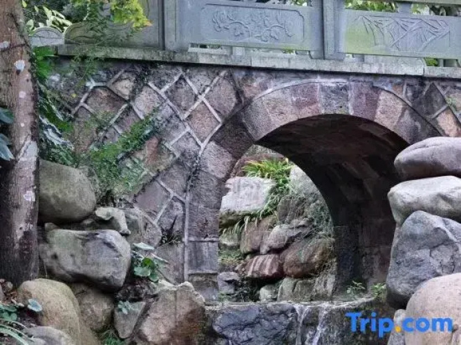 LOSTVILLA(Zhoushan Nandong)