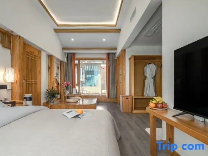 Standard room with balcony