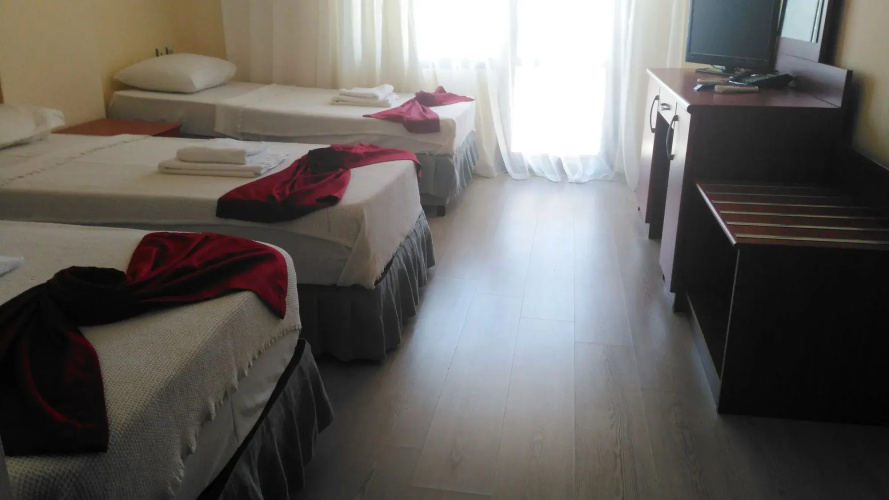 Hotel First Class