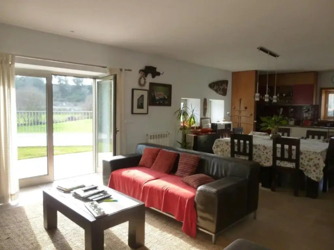3 Bedrooms Cottage