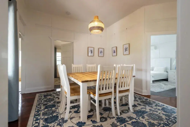 Bay Vista Cottage by the BnB Collection