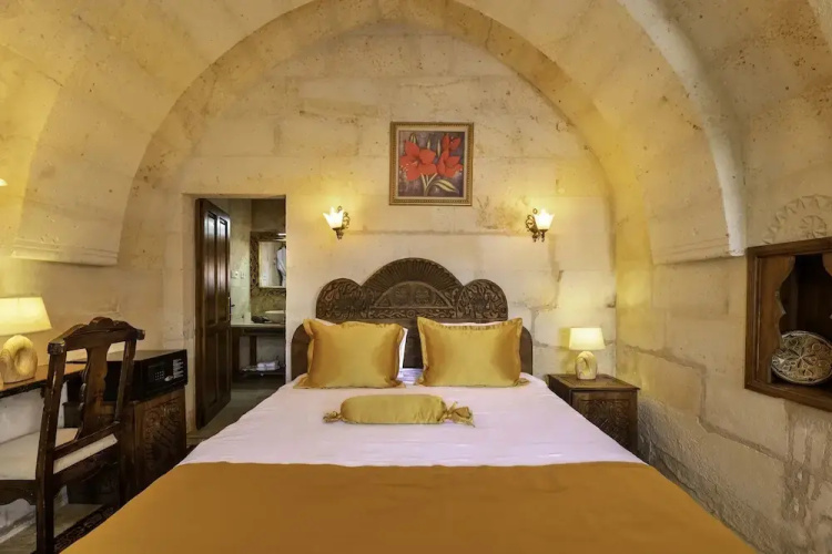 Helen Cave Suites