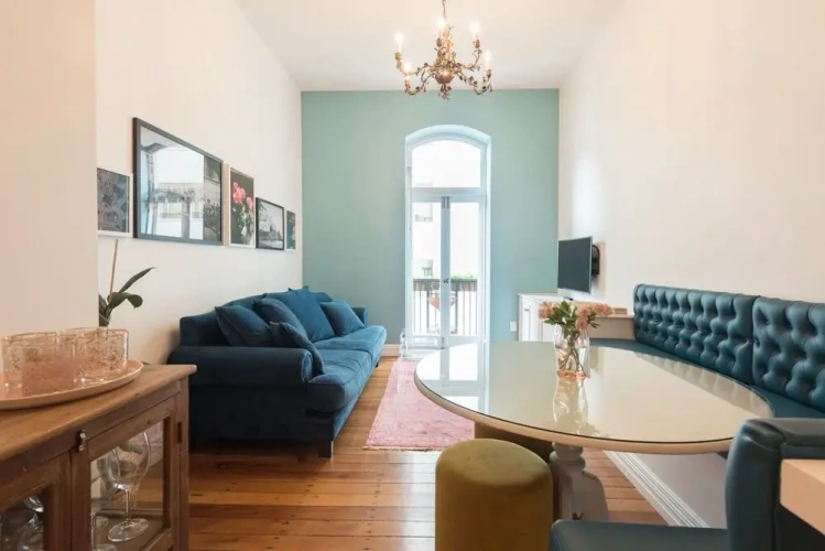 Apartment with balcony
