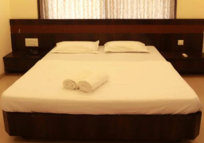 Hotel Sai Ramanand