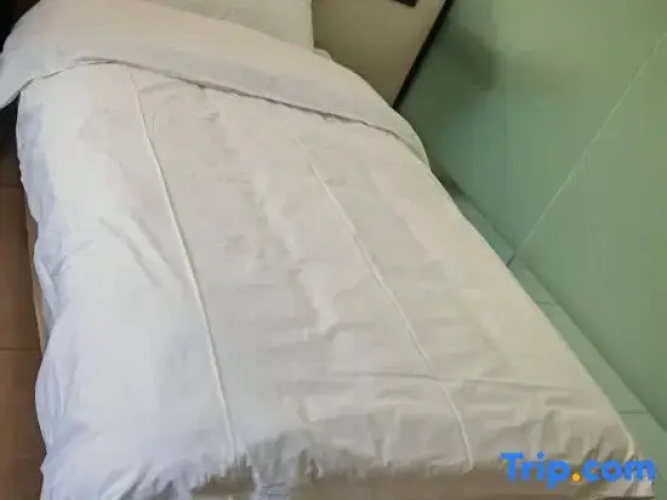 Yanbo Apartment Hotel