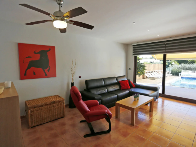 Villa PERALES