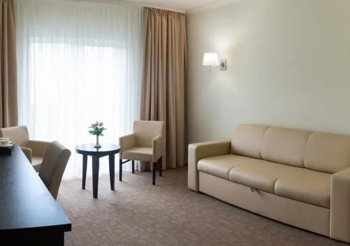 Green Park Hotel