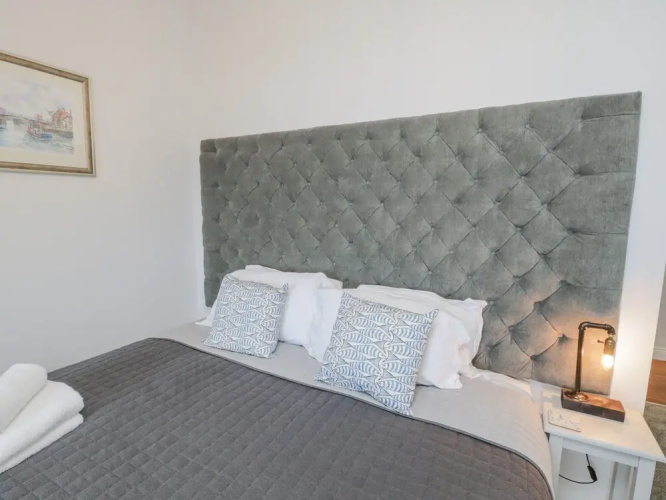 Foxton Penthouse