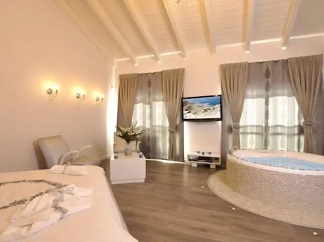 Chalet Mansion Tiberias