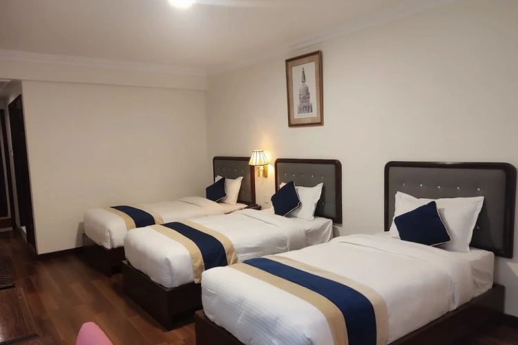 Deluxe Triple room