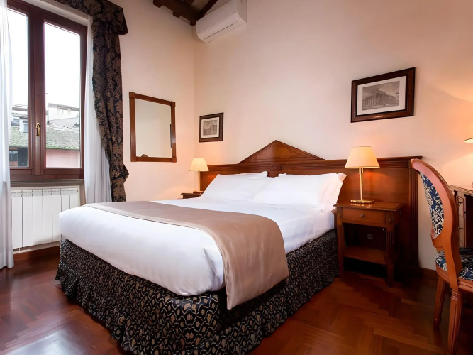 Hotel Teatro Pace