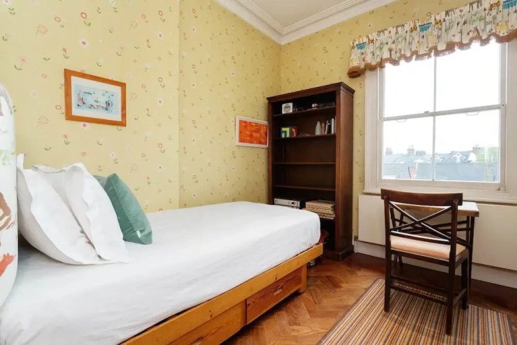 Veeve - Hampstead Victorian