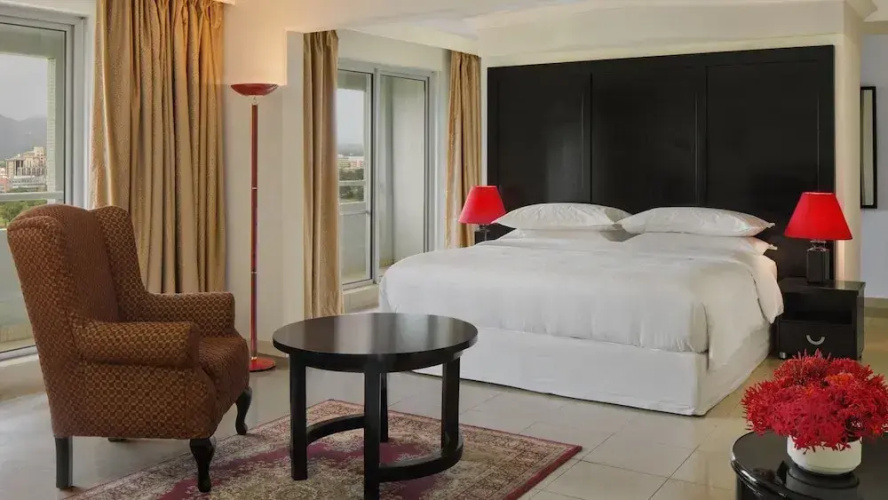 Hotel Valerie Suites