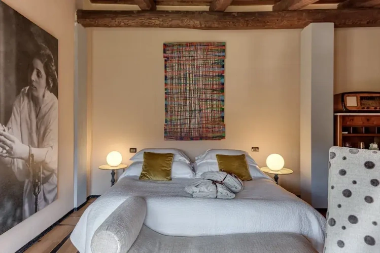 Deluxe Double Suite with partial sea view
