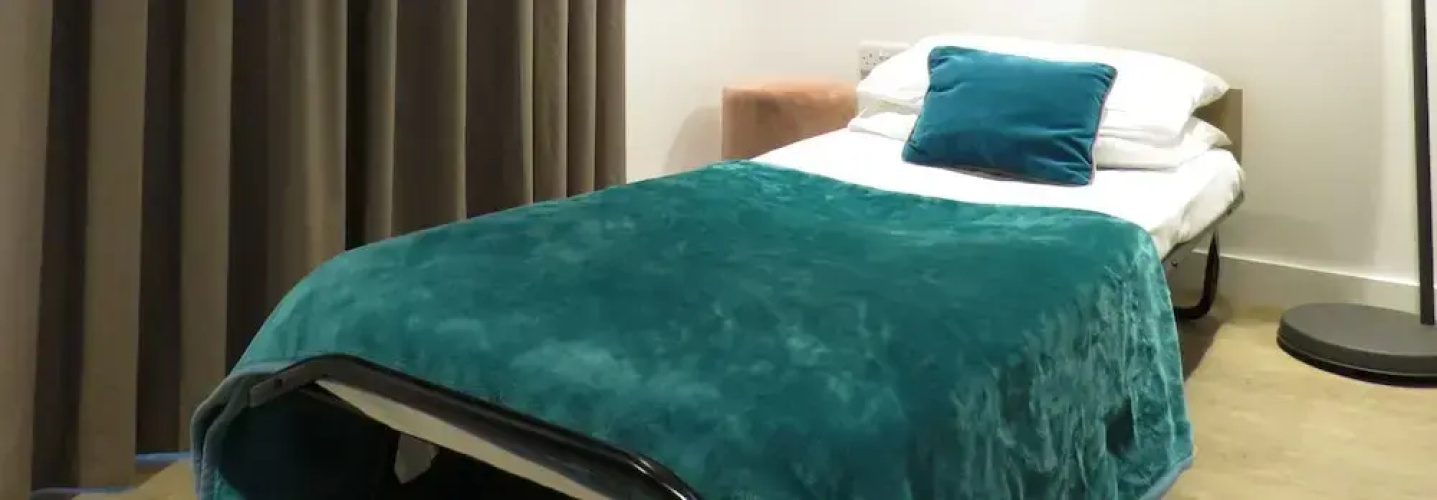 Tudors eSuites Five Ways Terrace Parking
