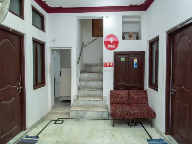 The Girdhar Niwas By OYO Rooms