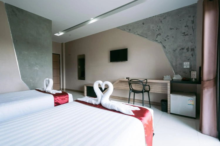 Ray Hotel