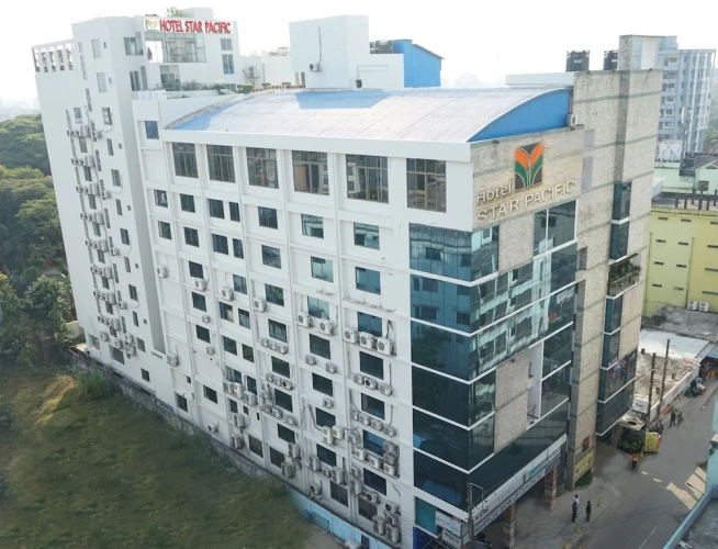 Deluxe Double room with city view