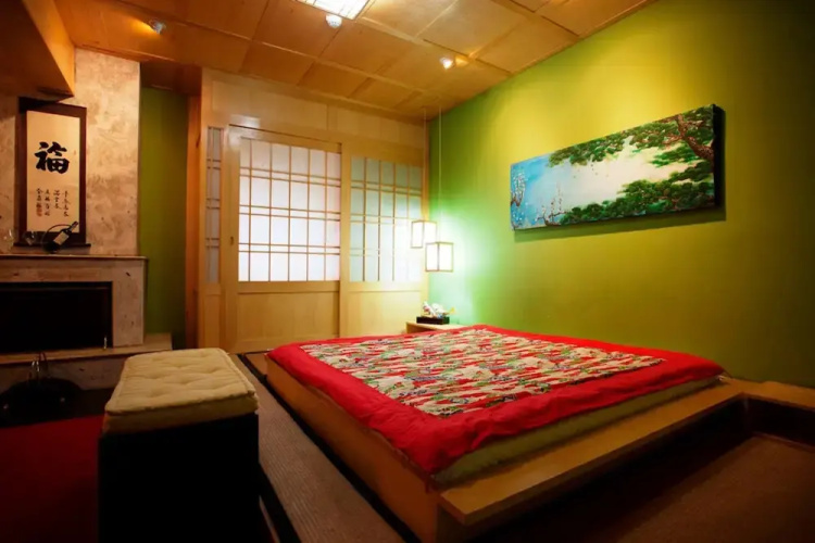 Hotel Paradies