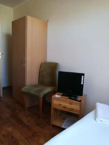 Standard Quadruple room with view