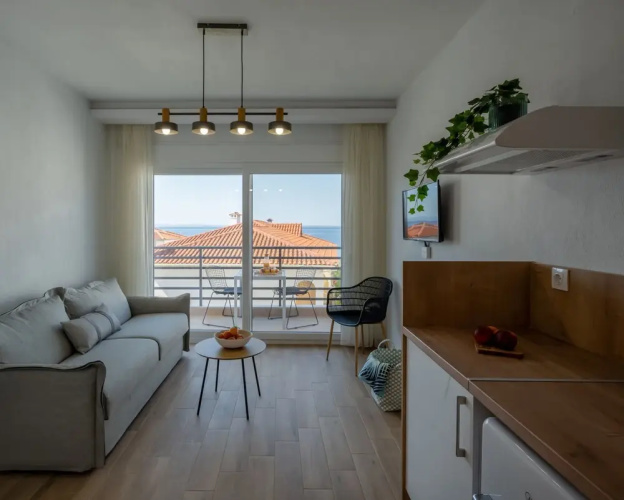 Aiora Suites