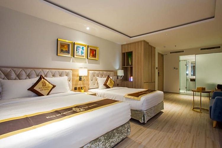 Standard Triple room
