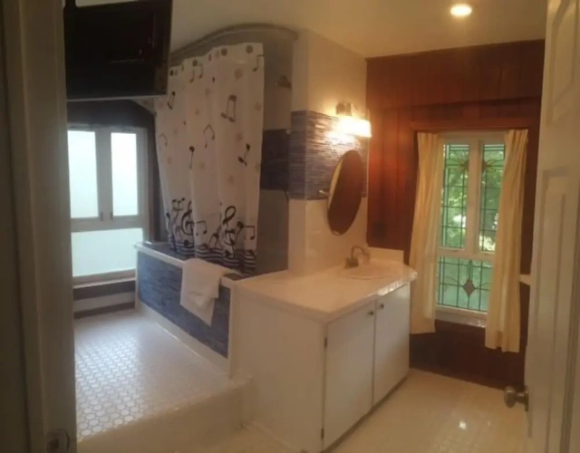 2 Bedrooms Cottage with balcony