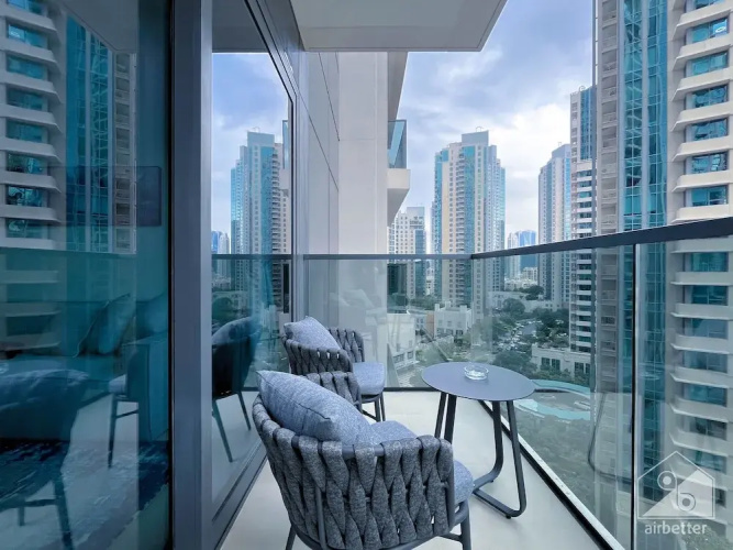 Luxurious 1B With Breathtaking Views Downtown