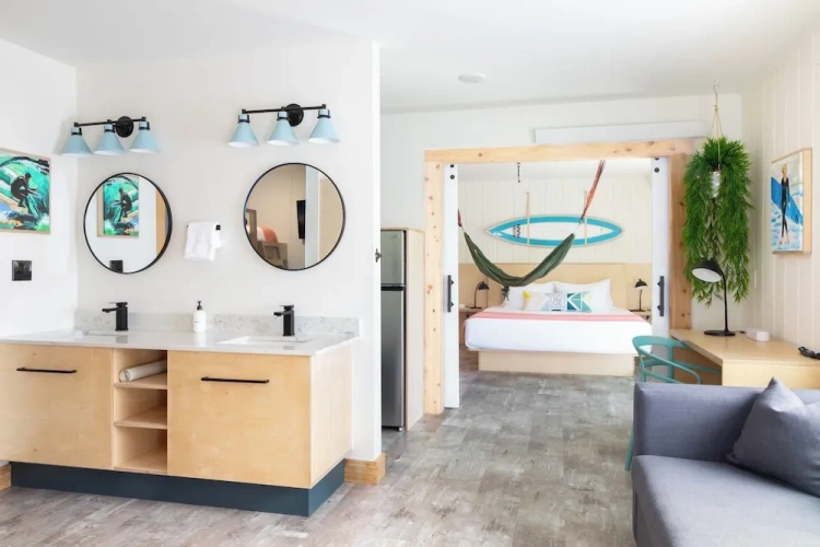 2 Bedrooms Double Suite