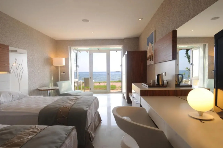 Gold Island Selected Hotel