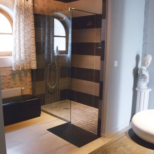 Luxury Suite