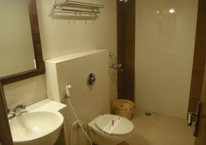 Hotel Supreme Over view