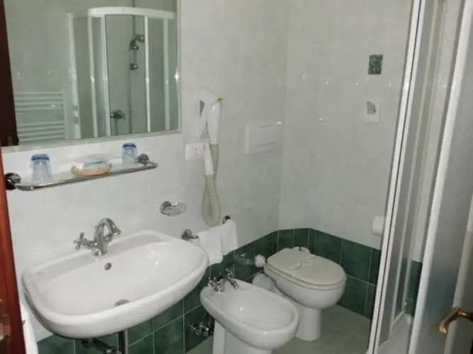 Executive Triple Suite