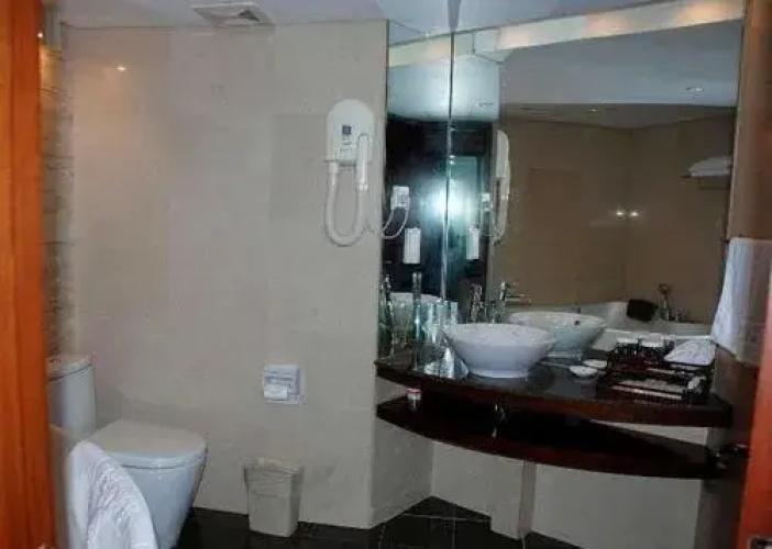 Dezhou World Hotel