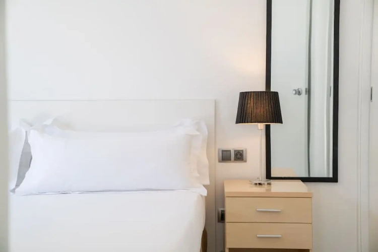 1 Bedroom Apartment with balcony