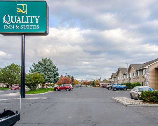Quality Inn & Suites photo 19