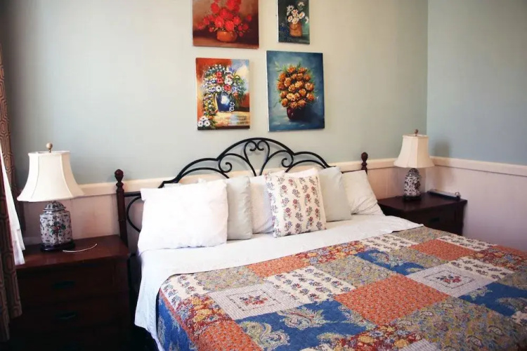 23 Steps Inn