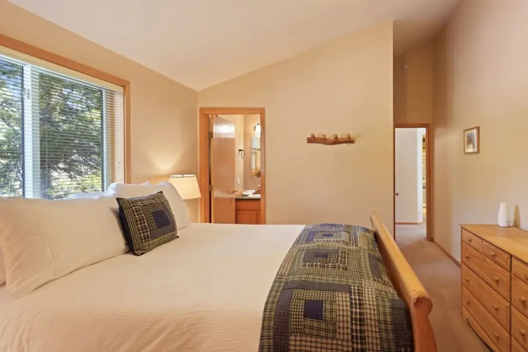4 Umpqua 4 Bedroom Home