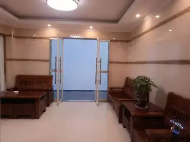 Rongxian Qiaoxiang Hotel