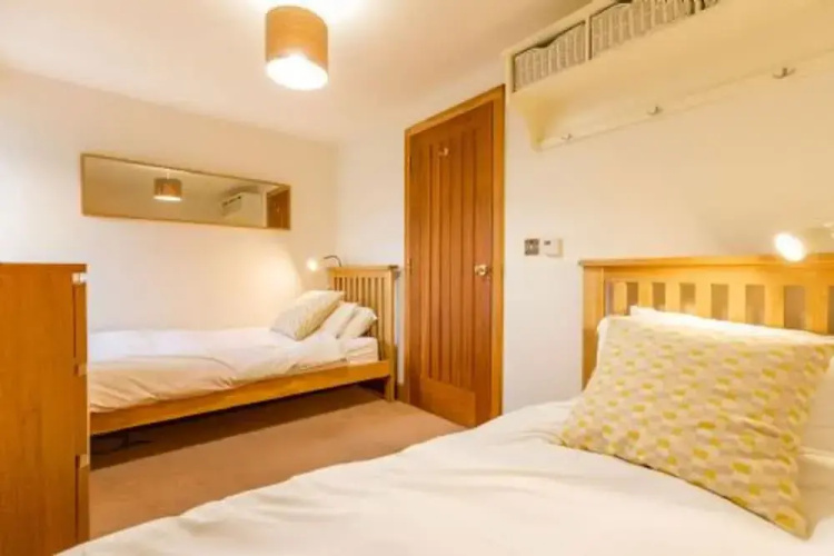 Host Stay Owl Barn