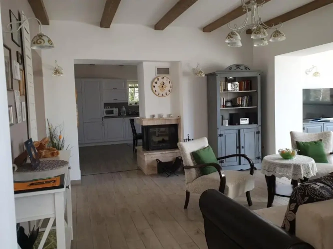 2 Bedrooms Cottage