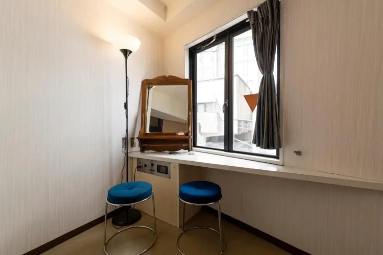 Bed in Dorm (female dorm)
