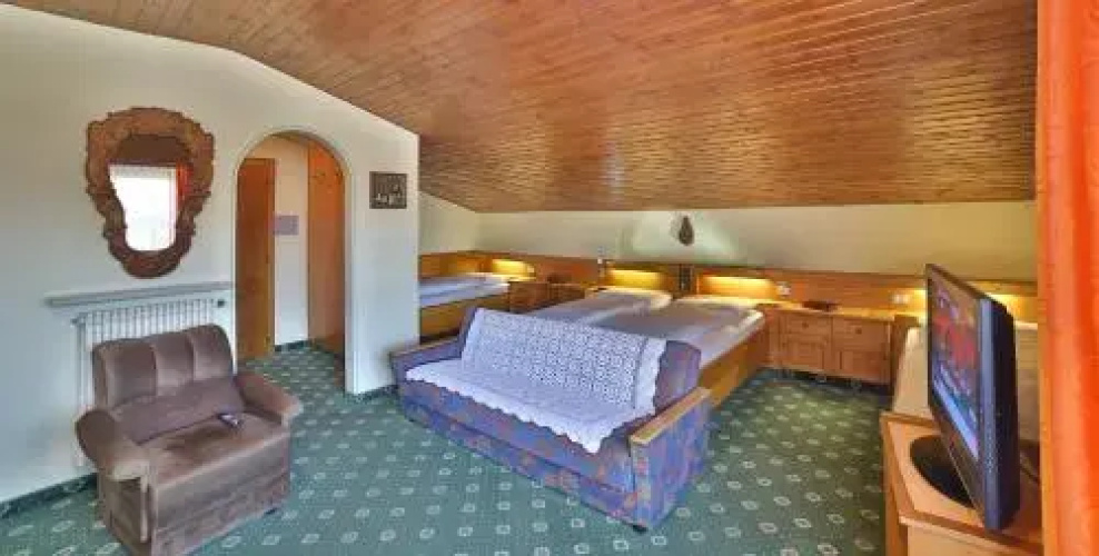 Hotel Serles