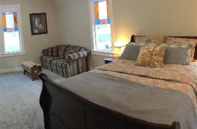 AlpLily Inn
