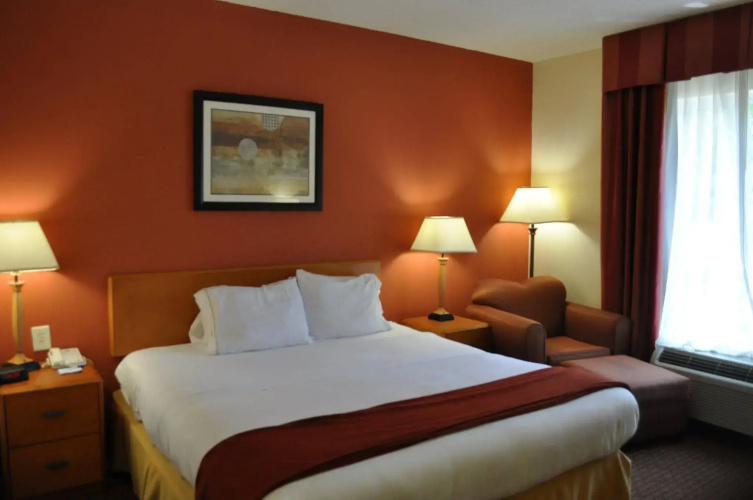 Holiday Inn Express Williamston by IHG