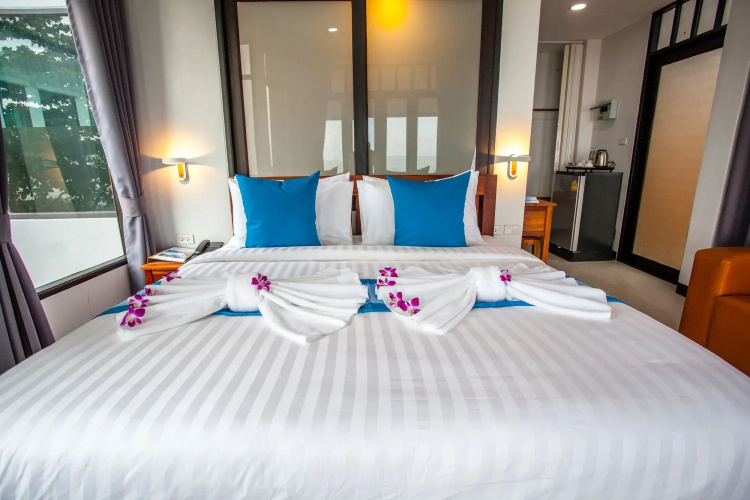 Lanta Corner Resort